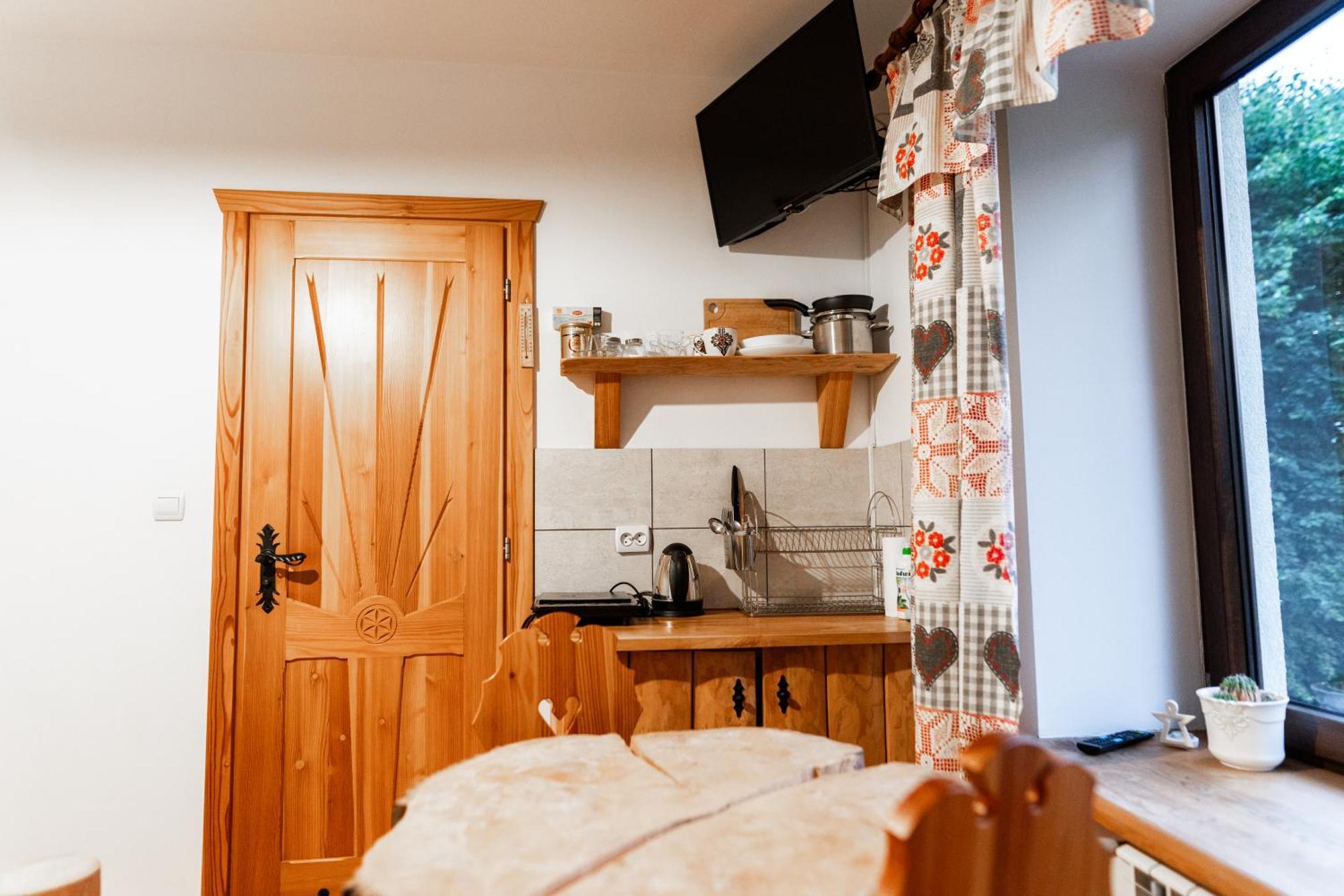 Ku Sosnie Apartamento Bukowina Tatrzańska Exterior foto