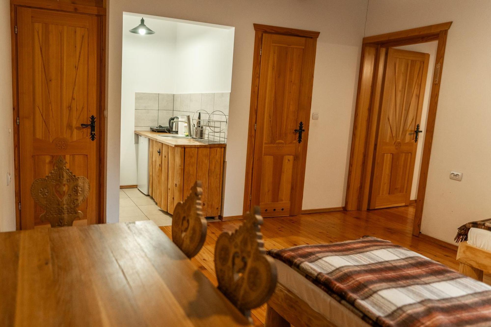 Ku Sosnie Apartamento Bukowina Tatrzańska Exterior foto